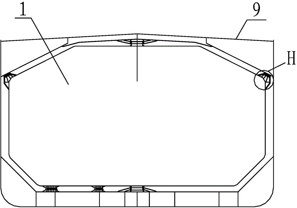 Insulated mounting method for corner floating check devices of A-type independent liquid cargo tank