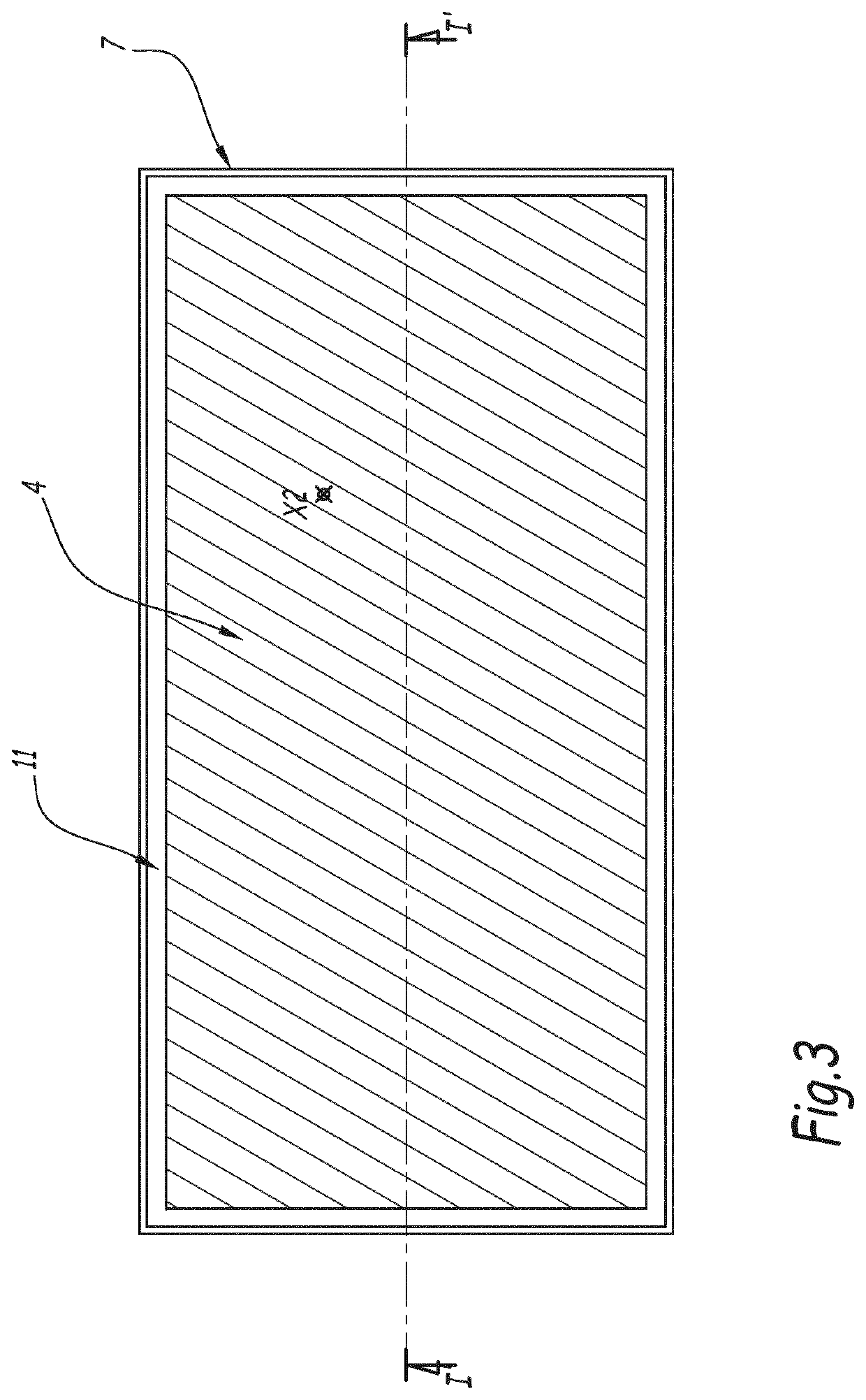 Device and method for extracting soluble substances dissolved in an aqueous solution