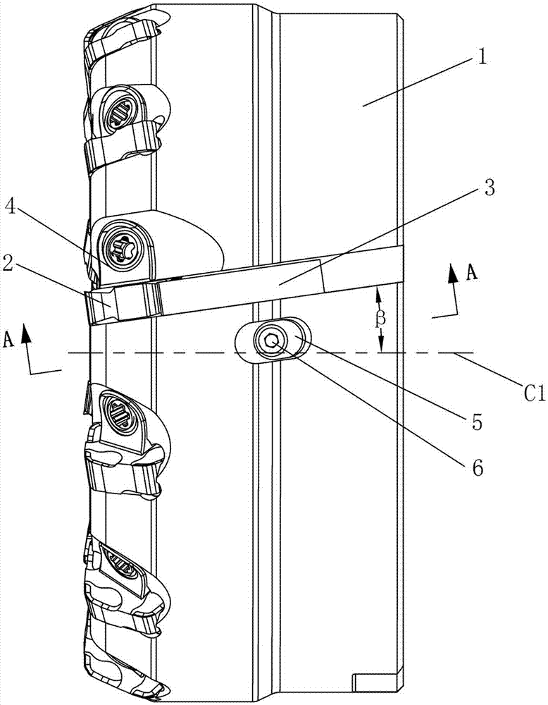 Milling cutter with adjustable finish machining face