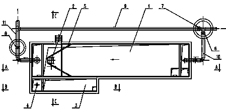 Device for removing oil slick from turbid circulating water and recovering circulating water in aluminum processing industry