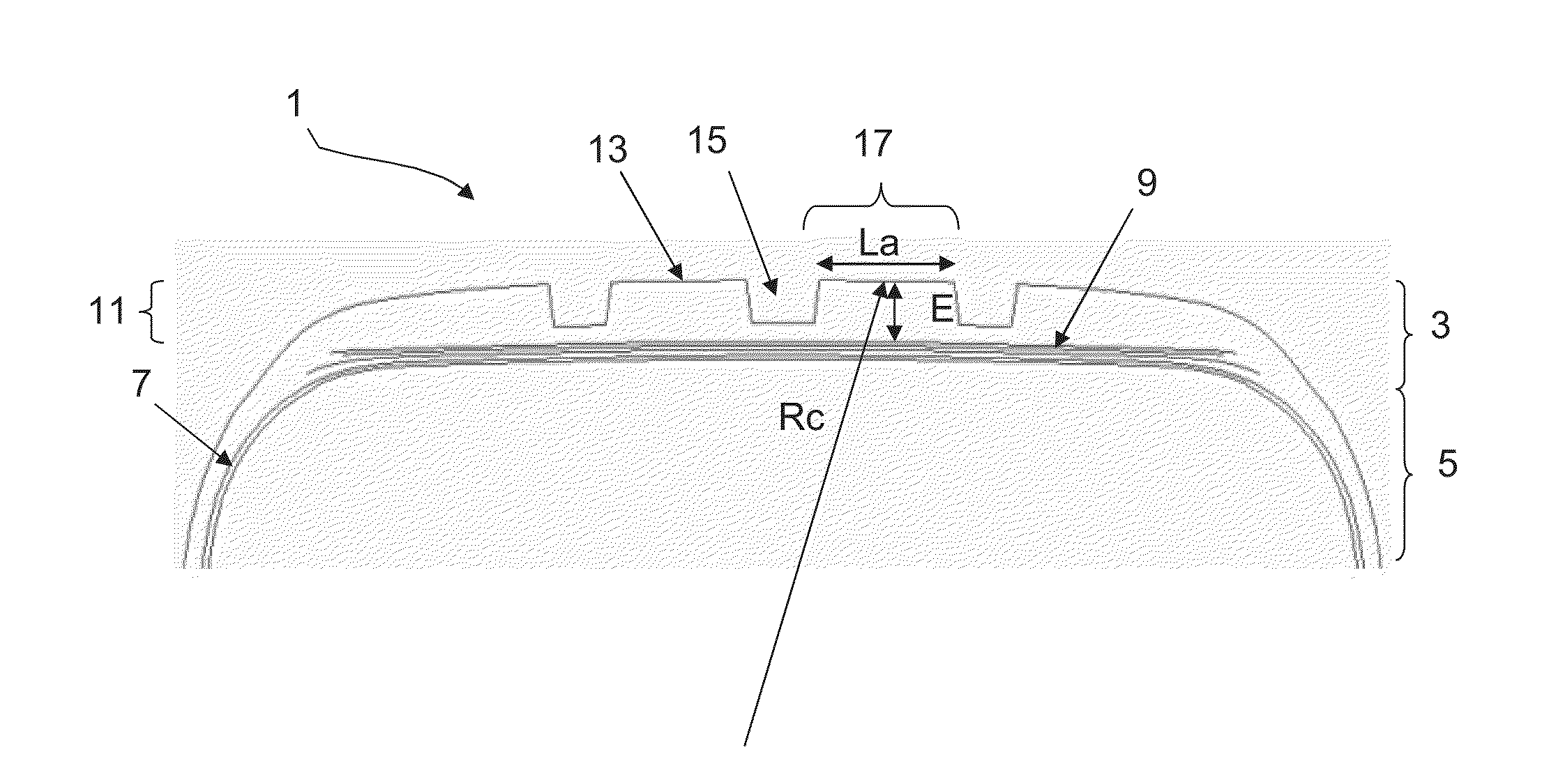 Pneumatic tire tread comprising a plurality of incisions