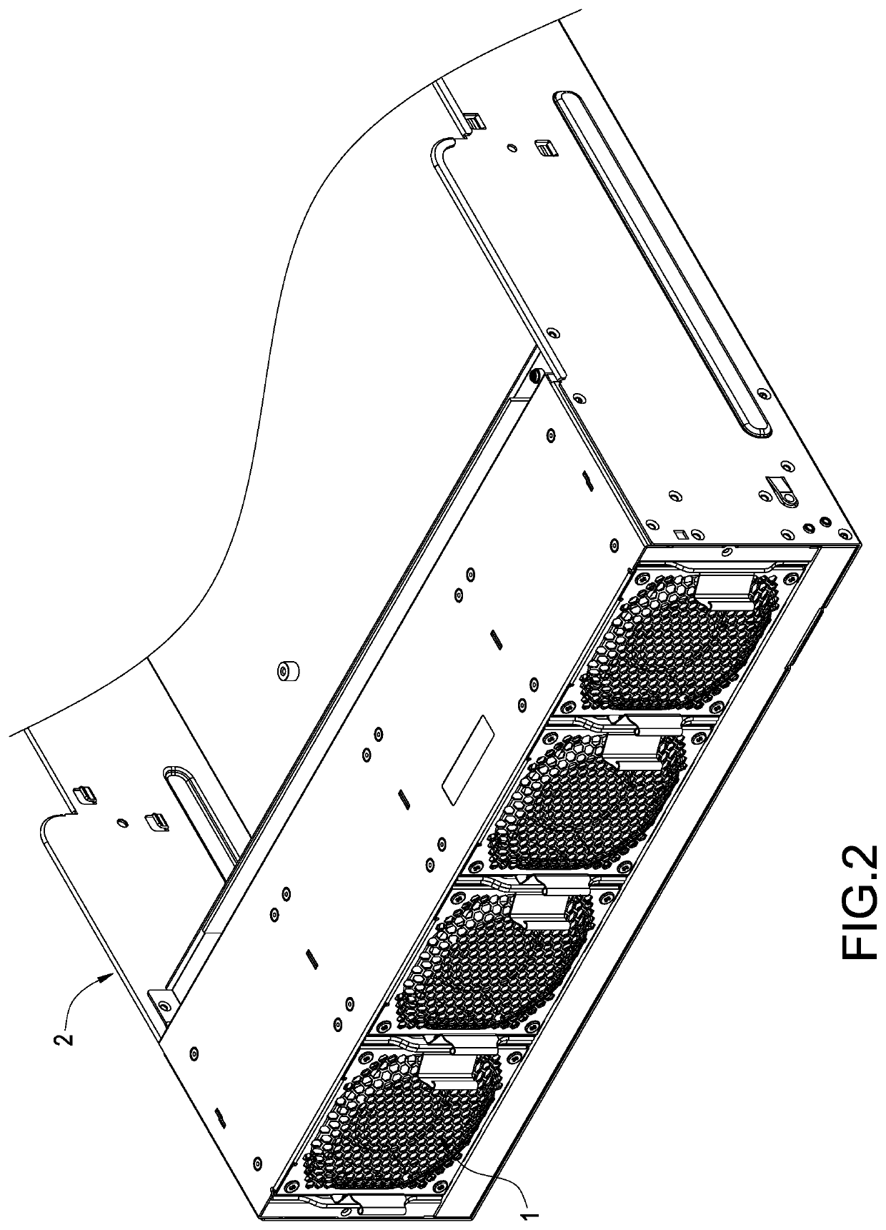 Server fan with airflow shielding structure