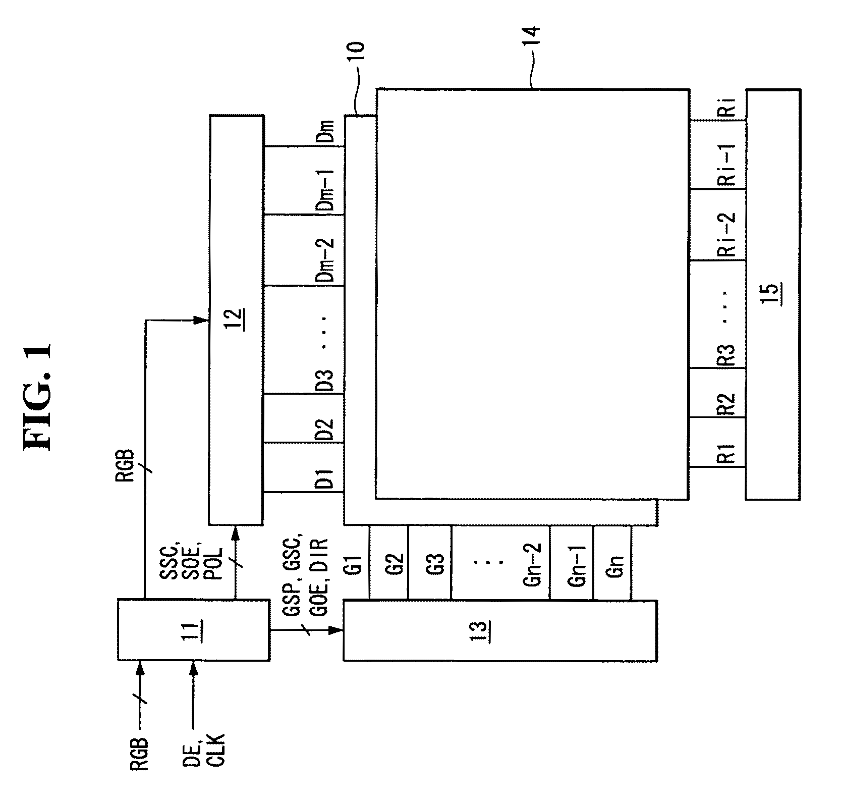 Sensing device and method for amplifying output thereof