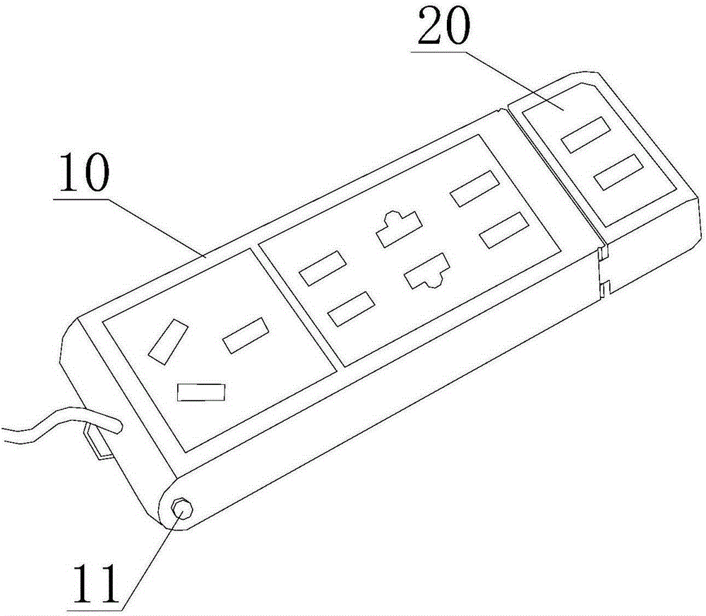 Separable power strip with relay modules