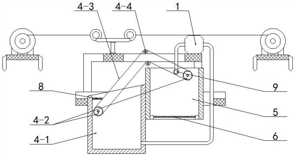 Water pool cleaning equipment for freshwater fish culture