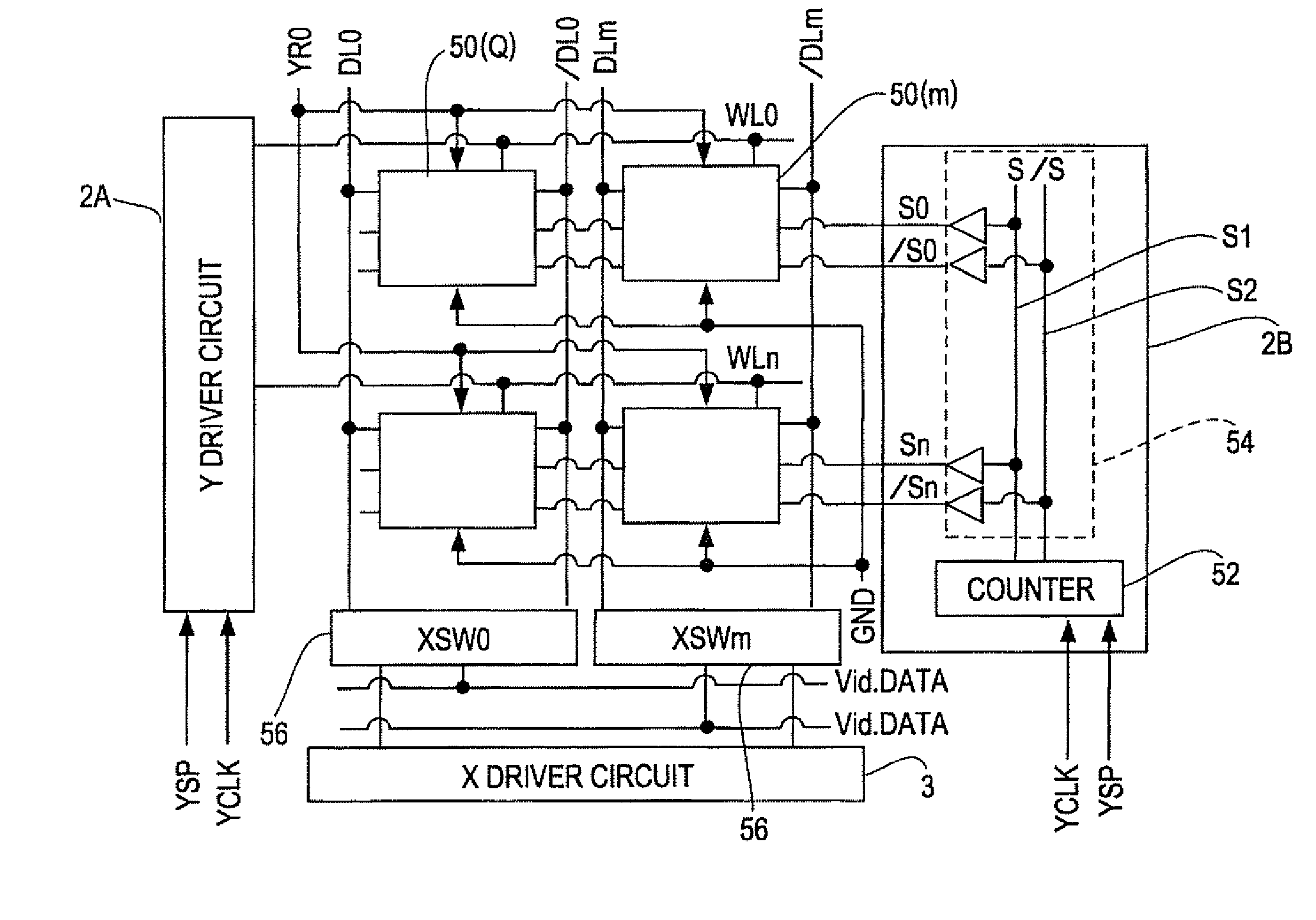 Liquid crystal device, pixel circuit, active matrix substrate, and electronic apparatus