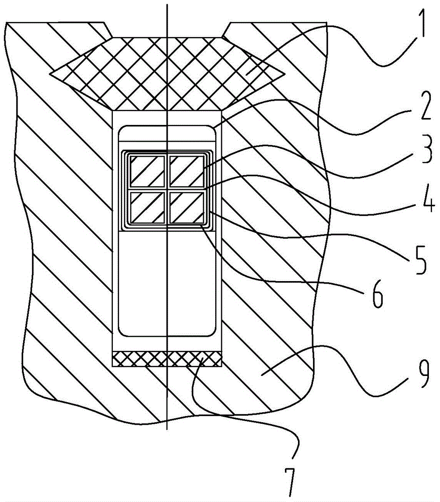 Motor core with sealed structure and combined device