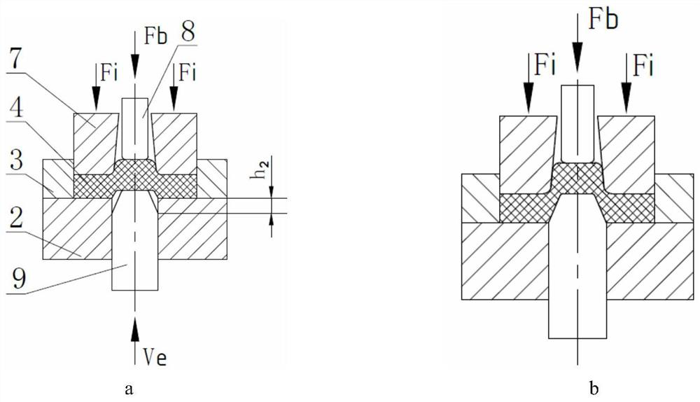 Integral punching and extrusion compound forming die and forming method of tapered nozzle bushing plate