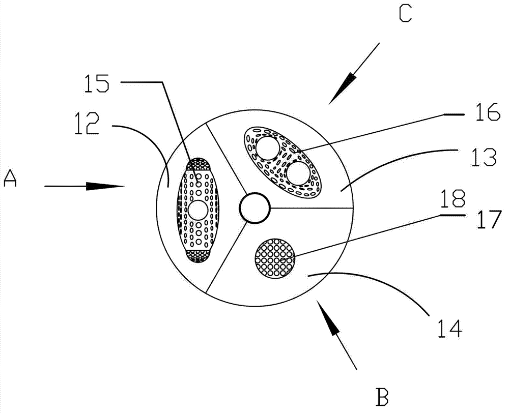 Supercritical carbon dioxide garment dyeing kettle and waterless dyeing method thereof