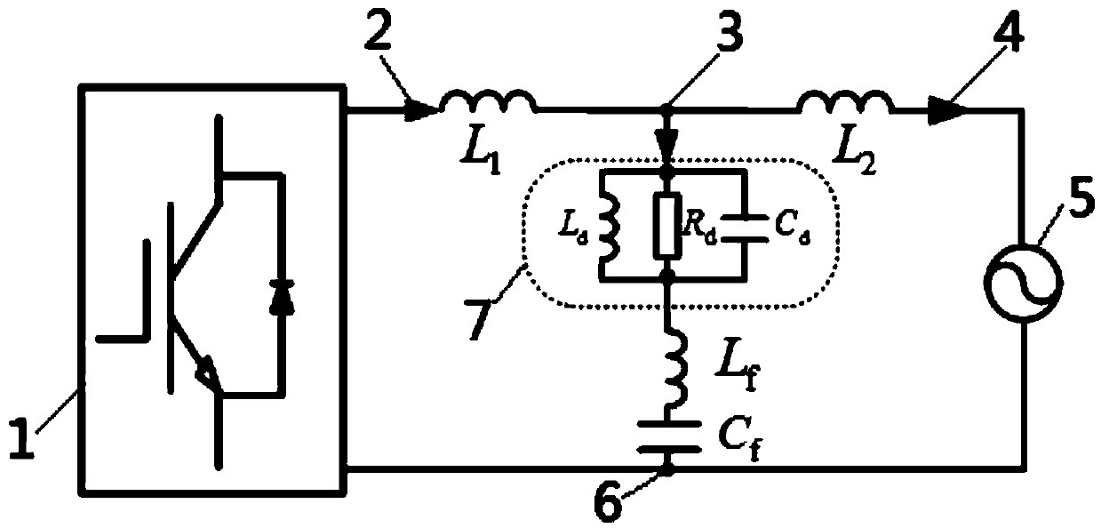 LLCL filter with LRC (Longitudinal Redundancy Check) parallel passive damping circuit