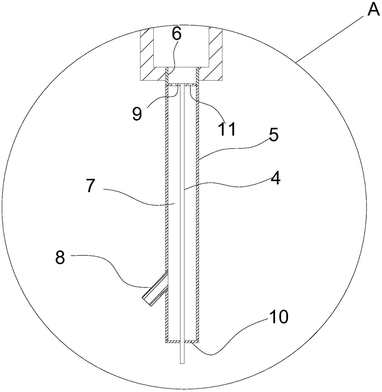 Vertical continuous production equipment for phosphorus pentafluoride