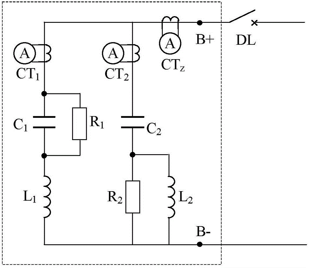 Absorption device for induced voltage in direct-current electrified railway traction networks