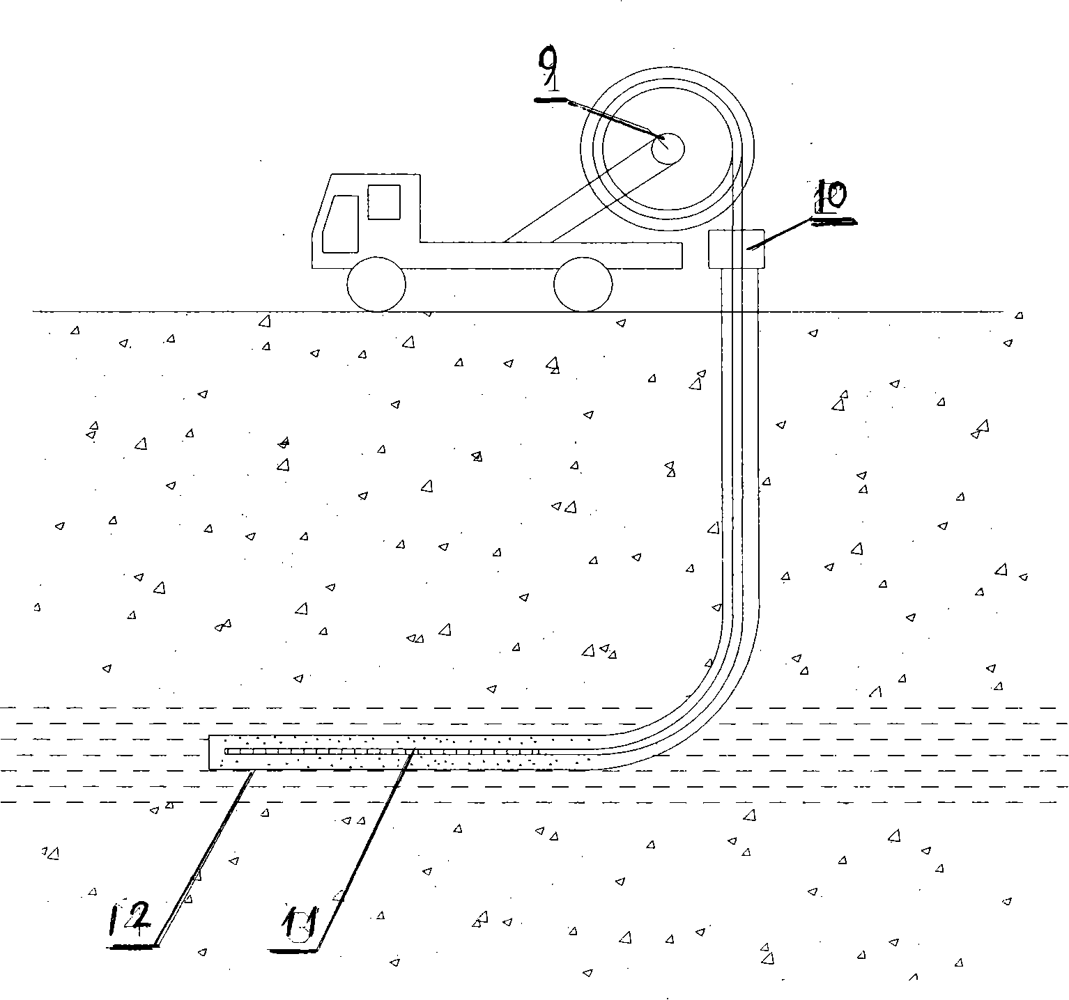 Optical fiber sensing method for synchronously testing temperature and pressure below horizontal well