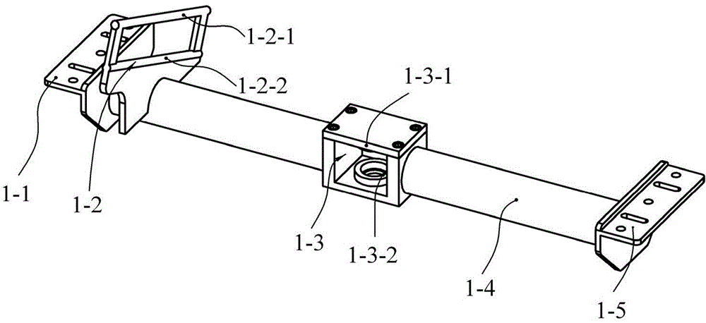 Universal swinging type conveying belt error correcting device