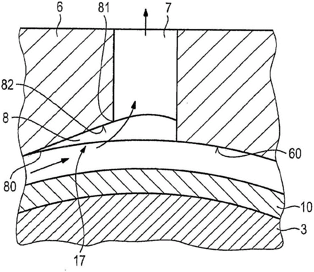 Slide ring seal arrangement with improved outflow behaviour for a cooling and/or barrier medium