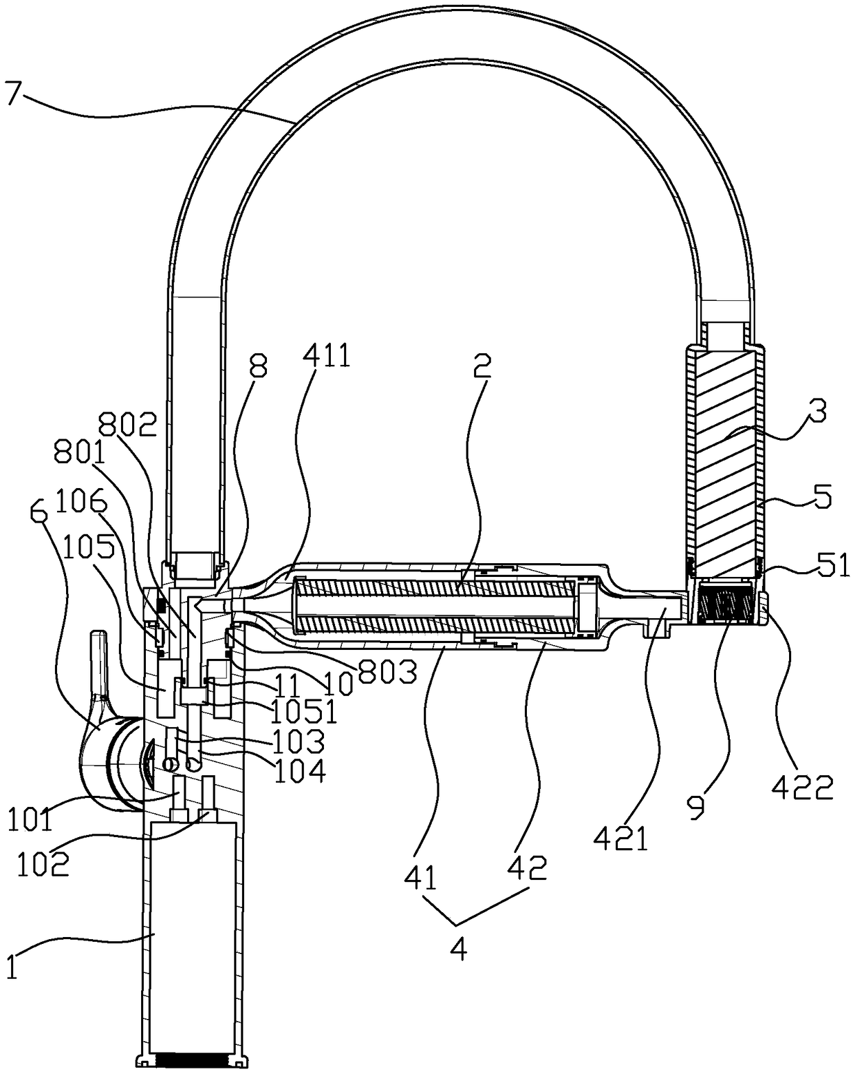 Universal filtering water outlet device and water purification transverse rod water filtering faucet