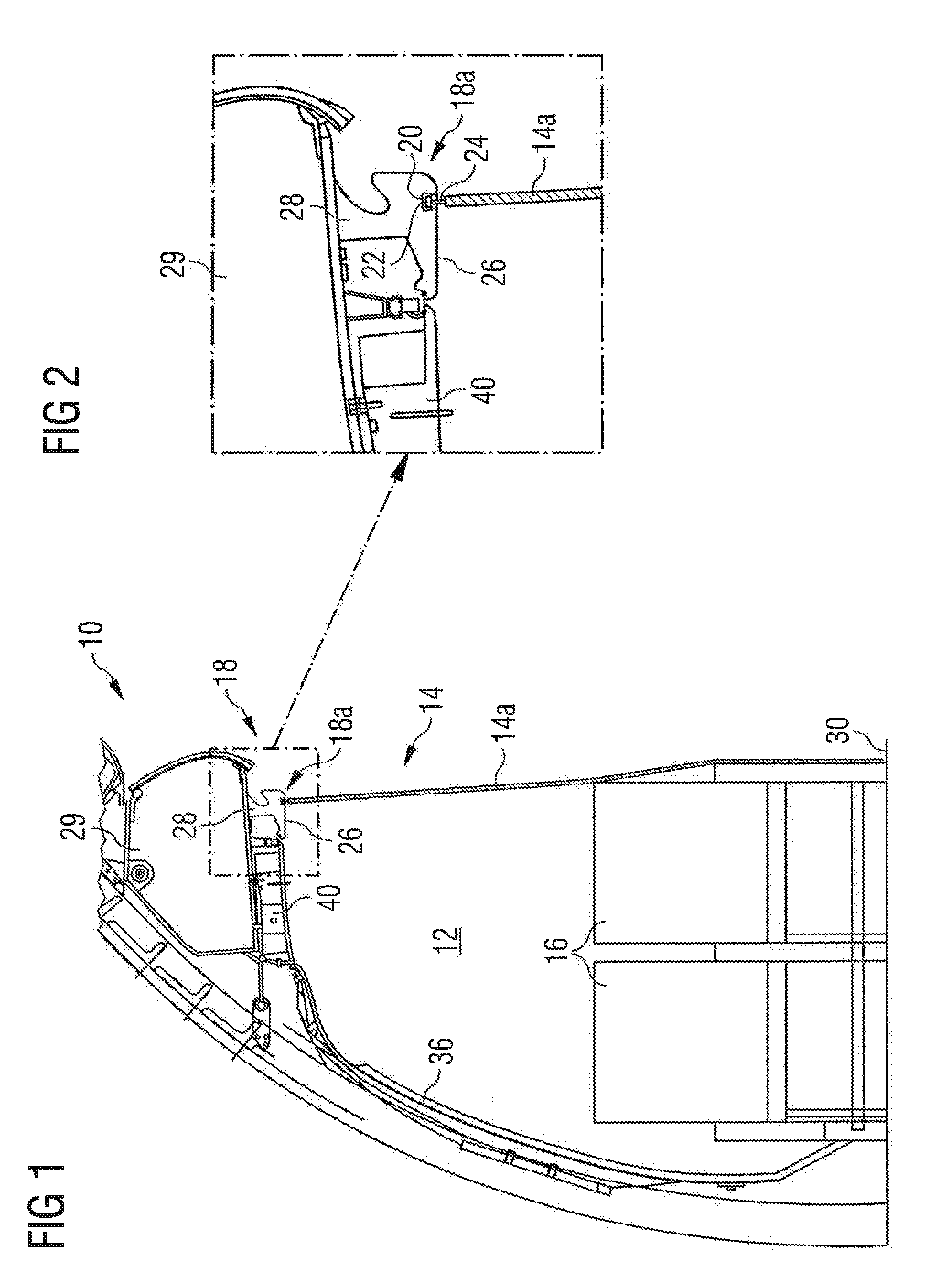 Device for delimiting a crew rest compartment and method for implementing such a device