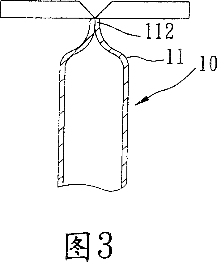 Flat closed heat pipe and its producing method