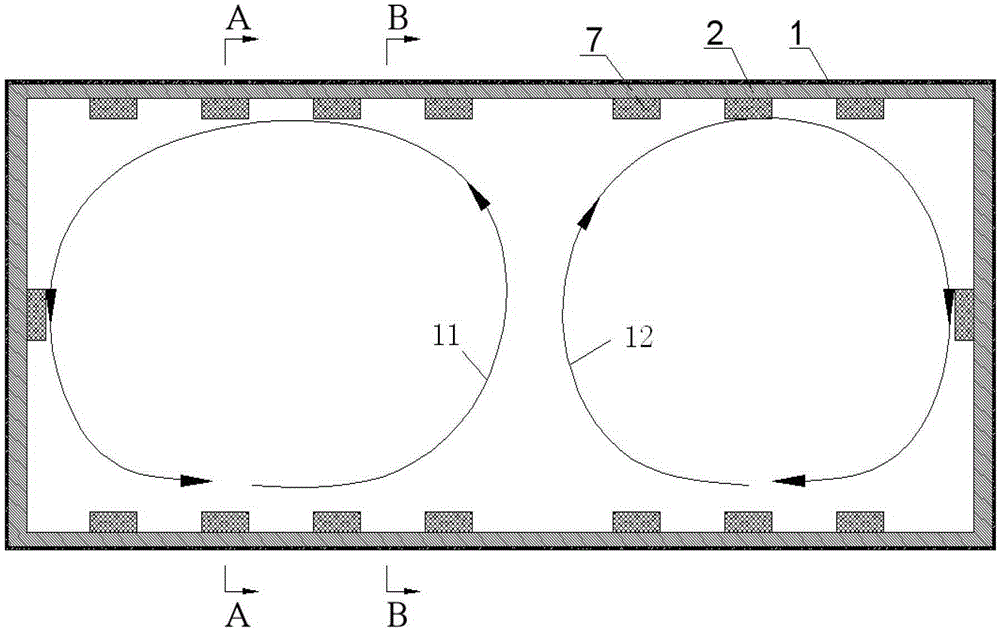 An aluminum electrolytic cell that slows down melt fluctuation and resists erosion