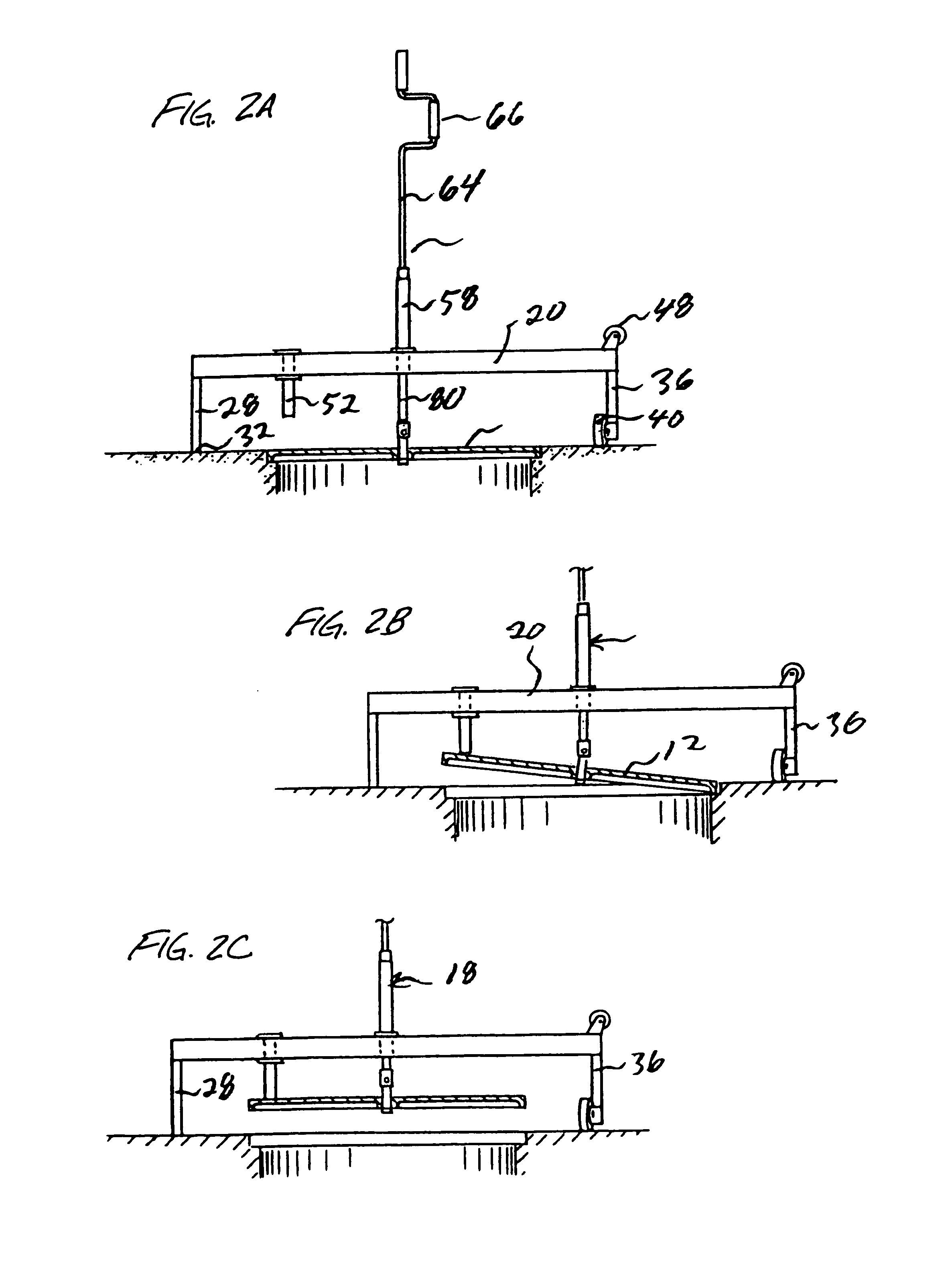 Manhole cover lifting apparatus and method