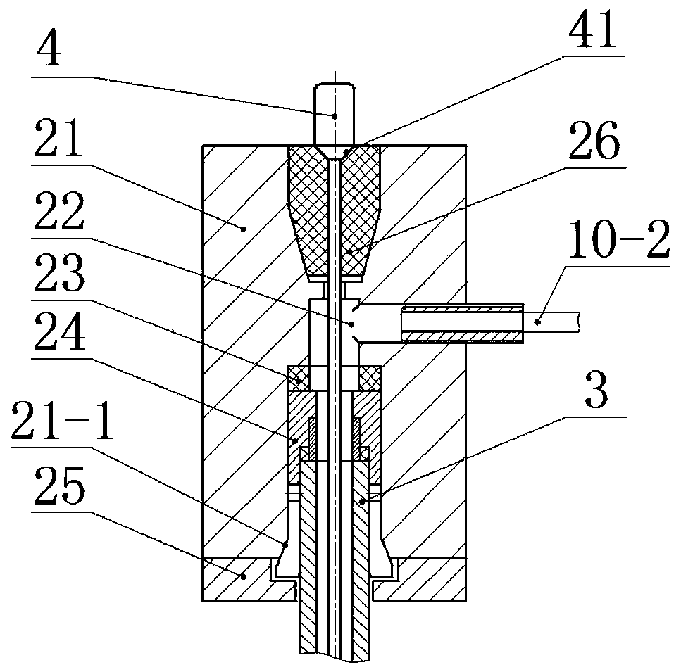 Slender pipe part single-piece independent power supply and flowing chromium plating device