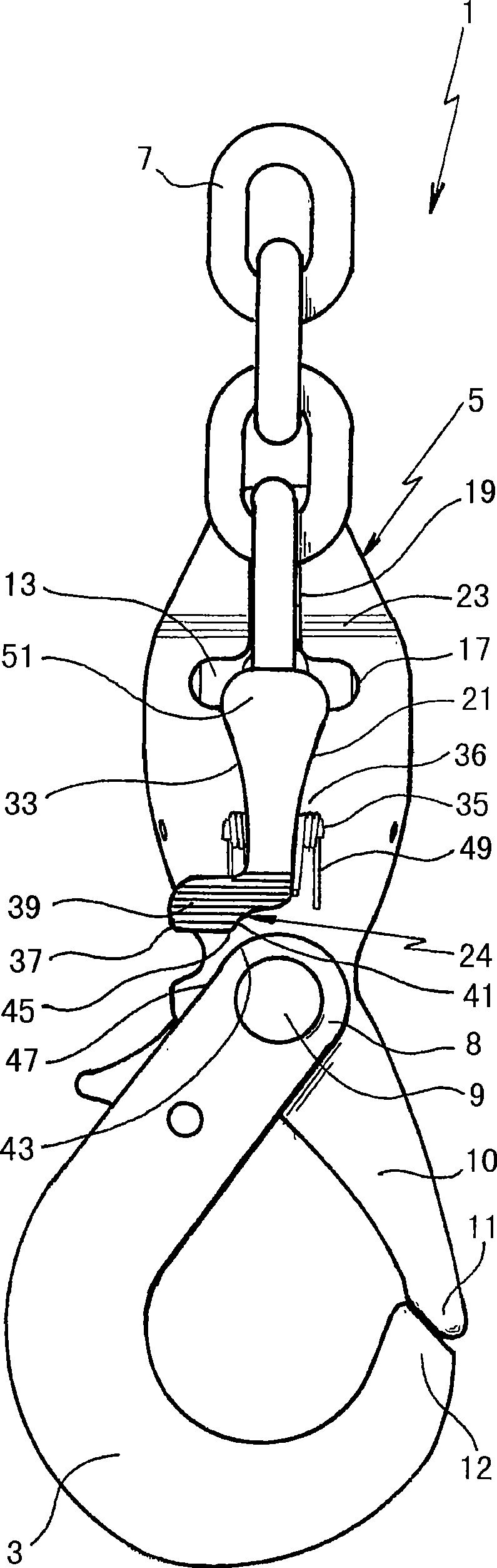 Lifting hook with chain length reducer