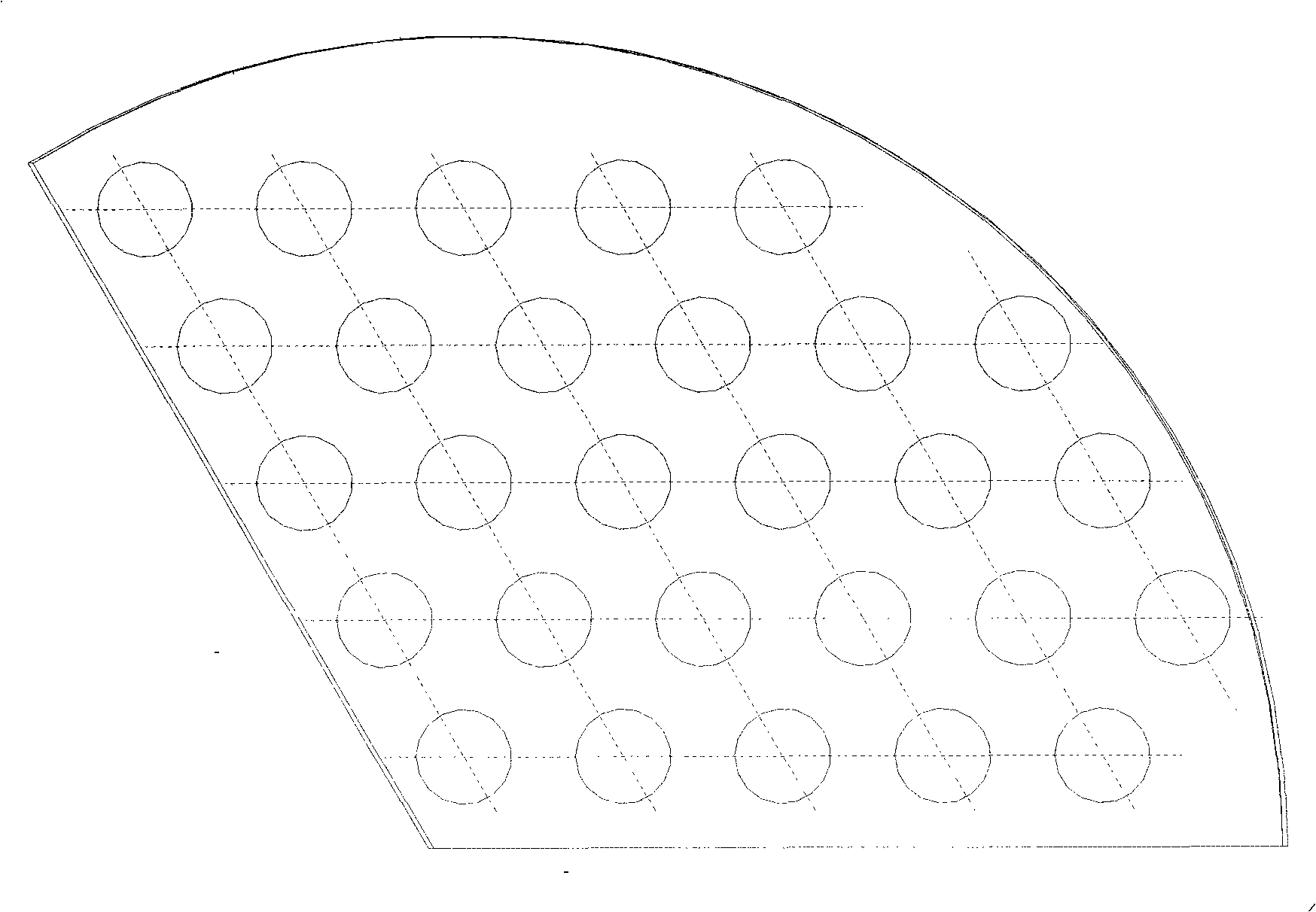 Trisection ellipse spiral traverse baffle shell type heat exchanger