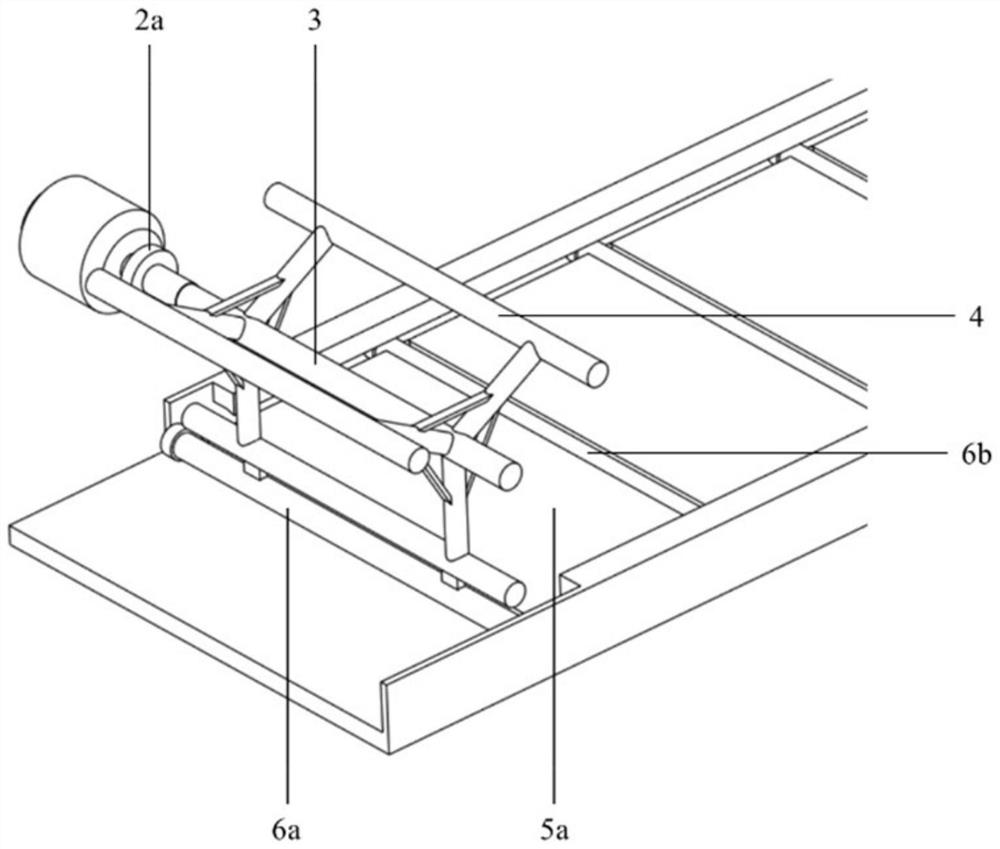 Amphibious vehicle and bottom plate compensation and trim adjustment device thereof