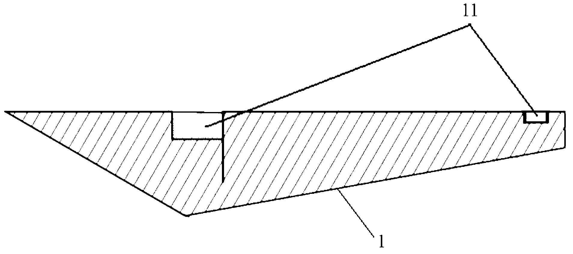 Preparation method of composite material missile wing