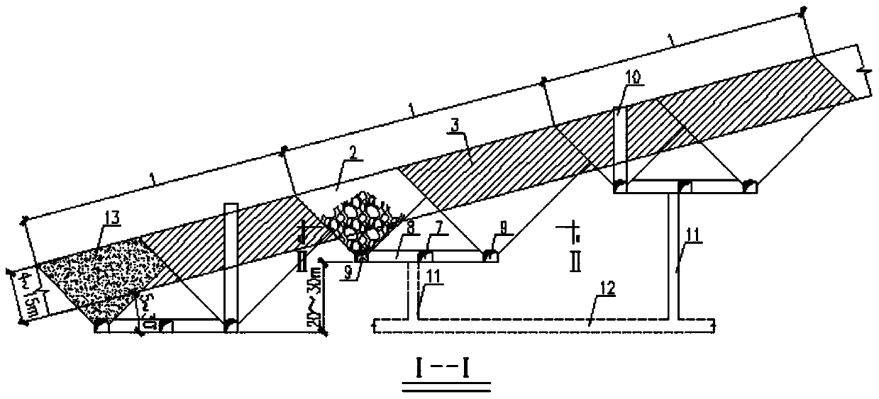 Stope structure arrangement method applicable to gently inclined medium and thick ore body combination sectioned mining