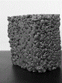 A functional porous cement-based composite material and its preparation method