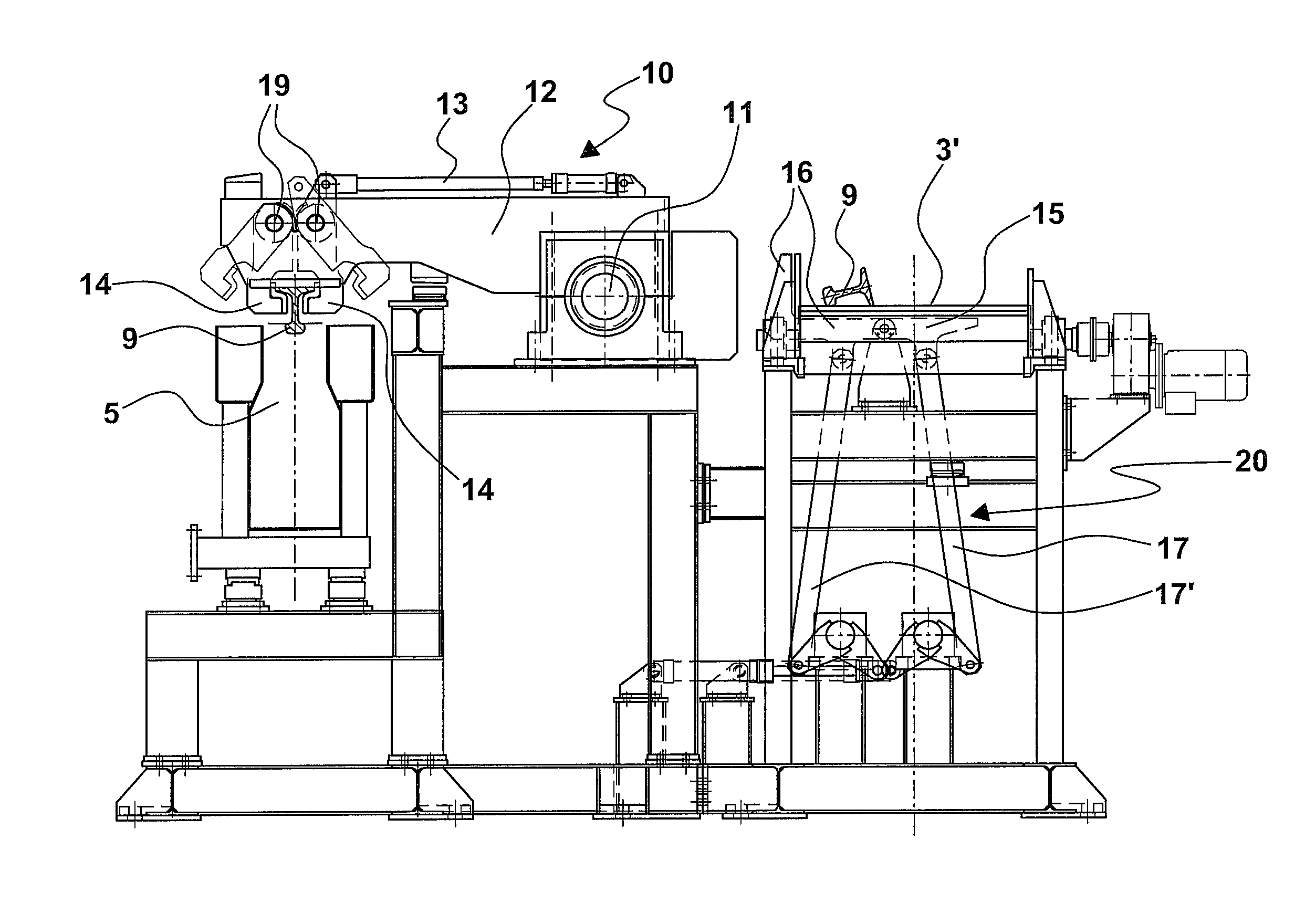 Handling machine for handling rails and handling process thereof