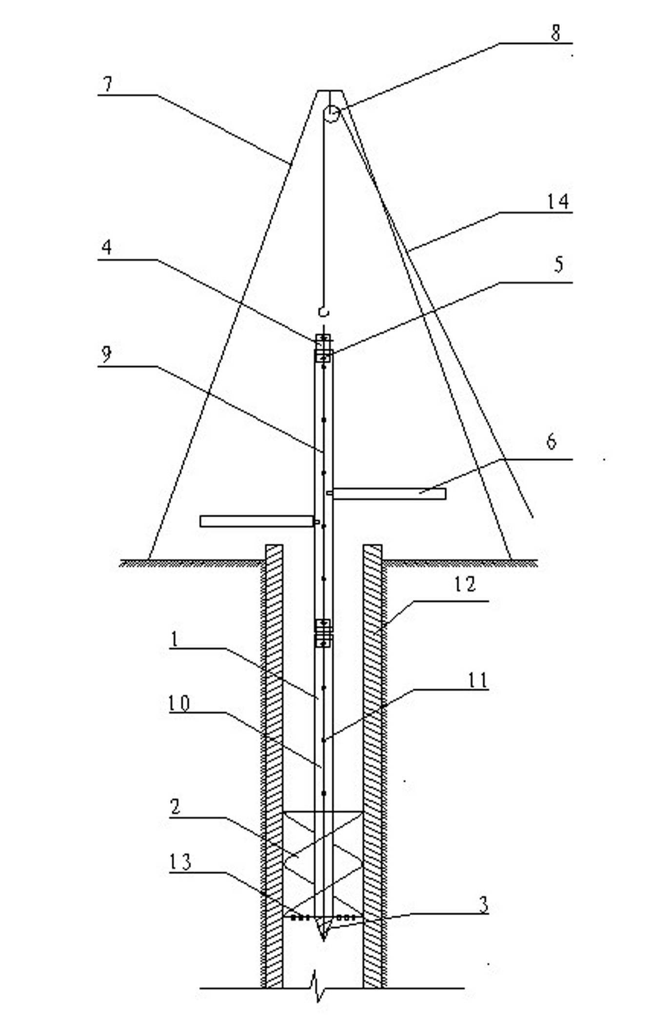 Simple manual spiral earth fetching device for reinforcing pile core of pre-stressed pipe pile