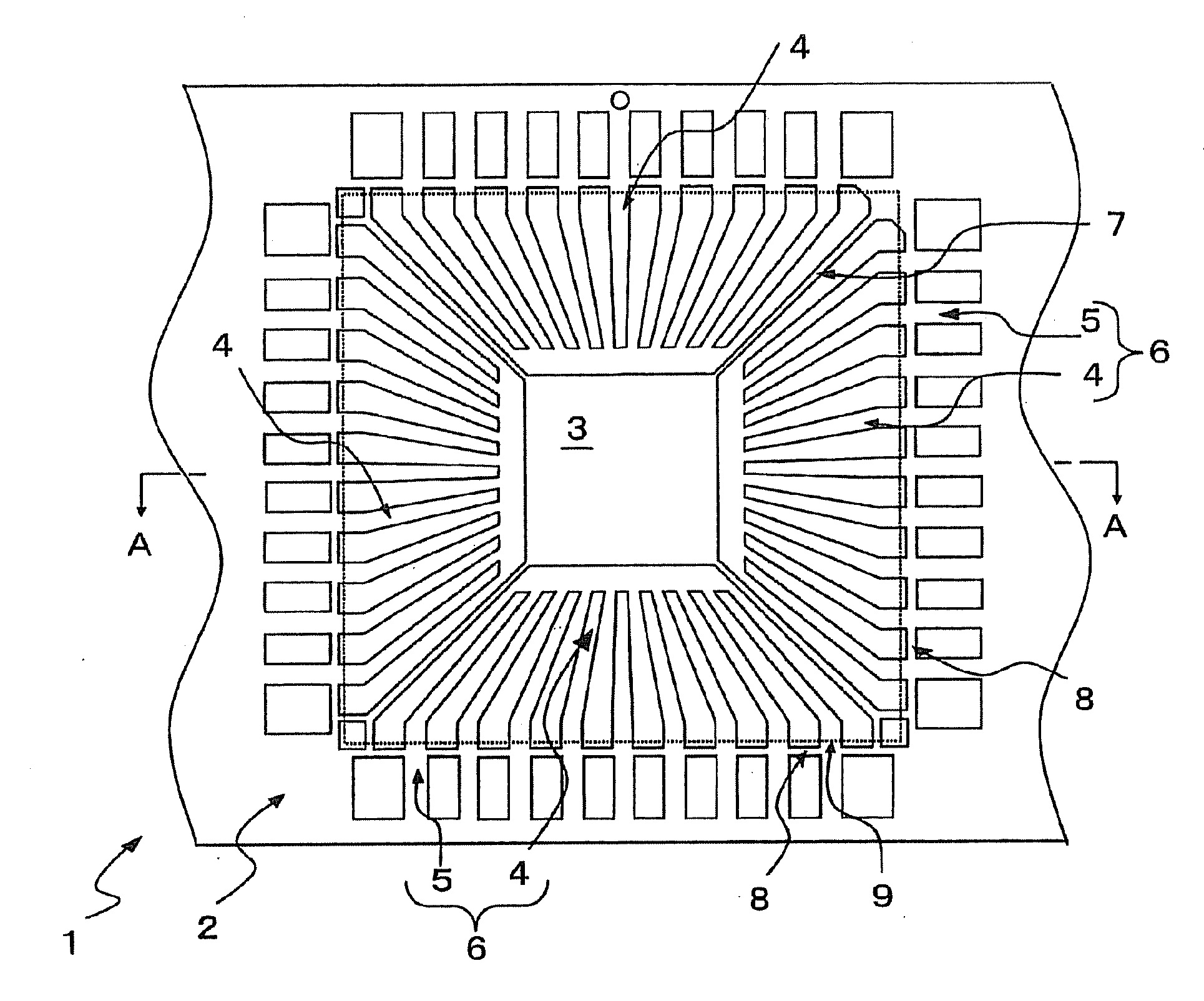 Circuit member, manufacturing method of the circuit member, and semiconductor device including the circuit member