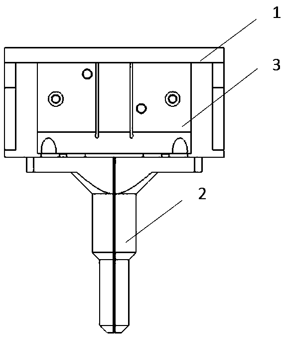 Integral multi-section-type extension clamp