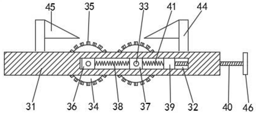 Efficient pole piece cutting device for battery production