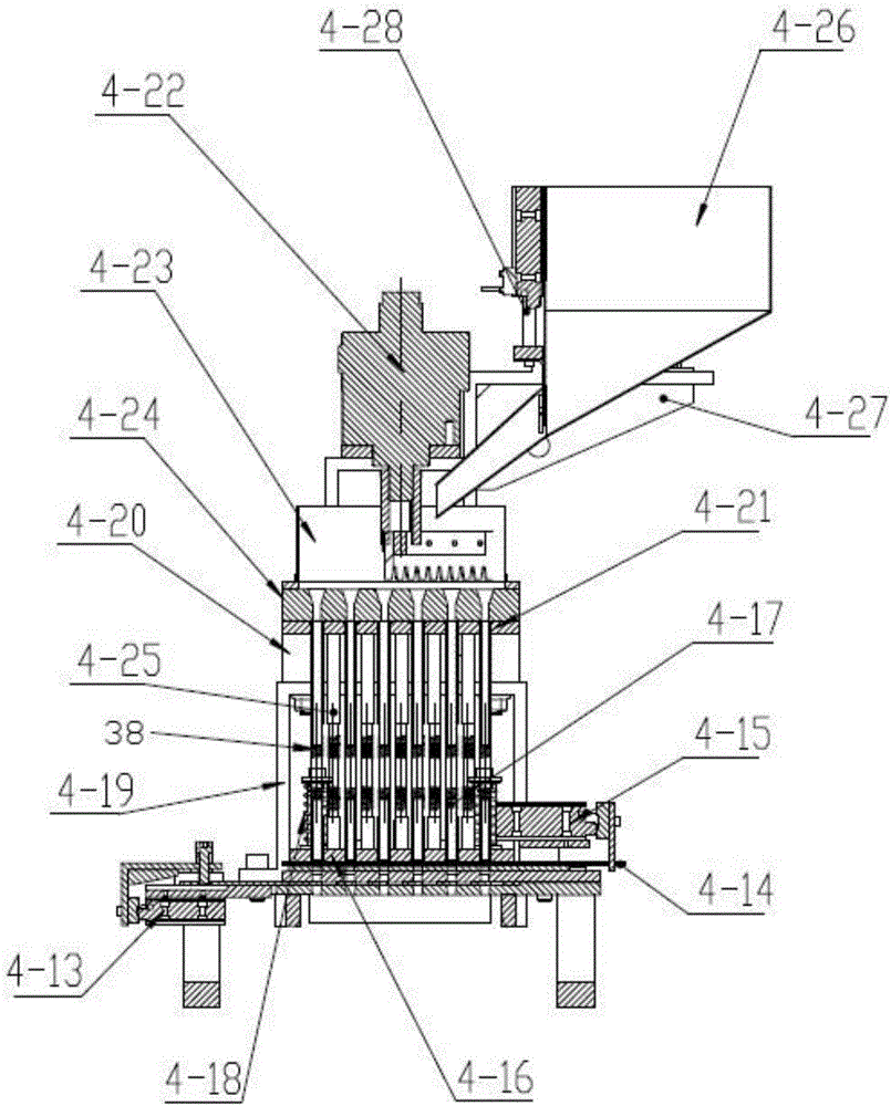 An automatic mold ejection device for an extension body and an automatic mold splitting machine for preloading an extension body