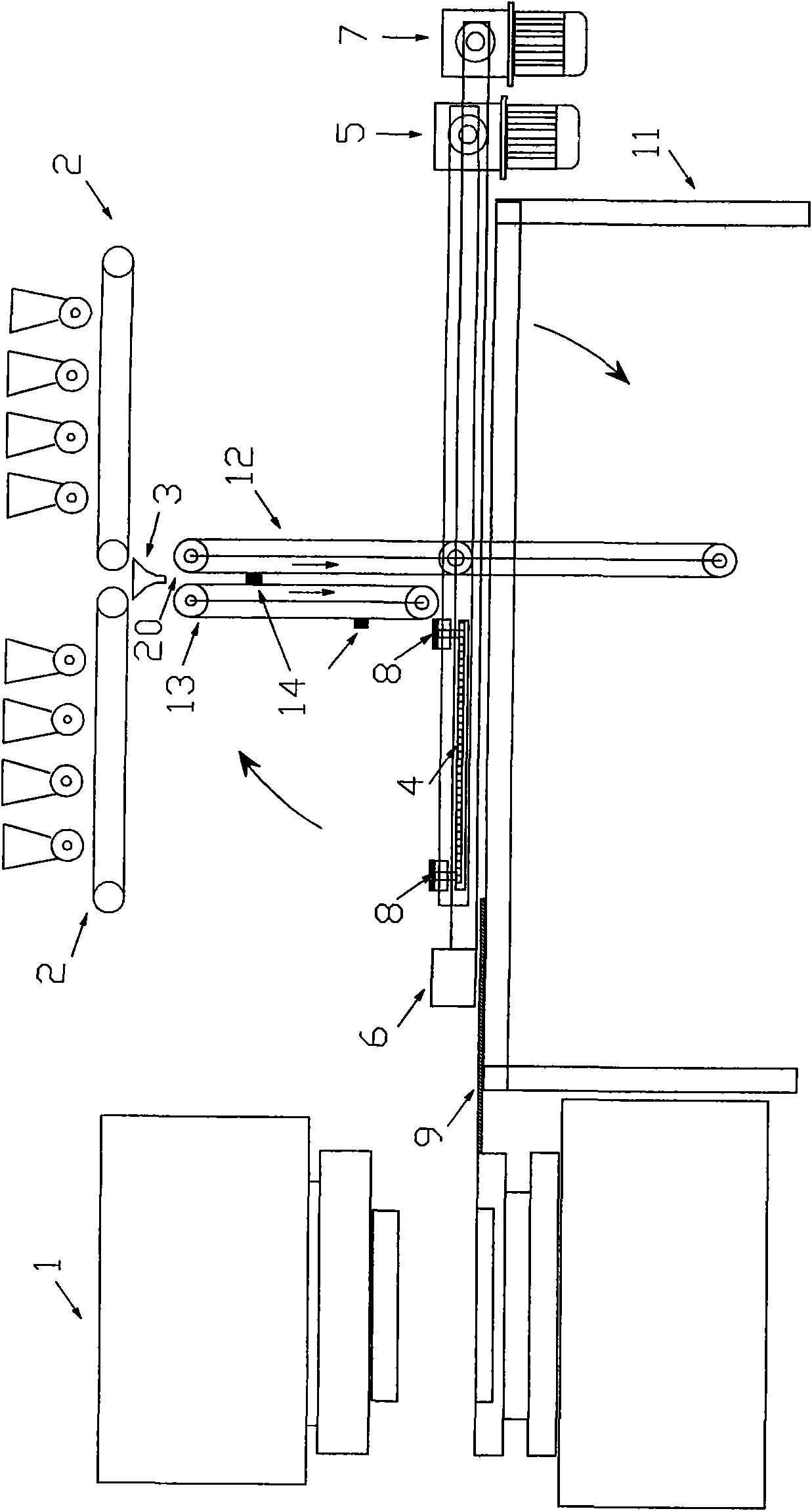 Vertical-blanking-mode material distributing machine of ceramic presser and distributing method thereof
