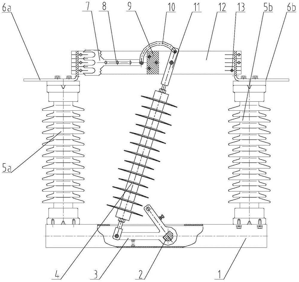 A vertical open ice breaking high voltage isolating switch