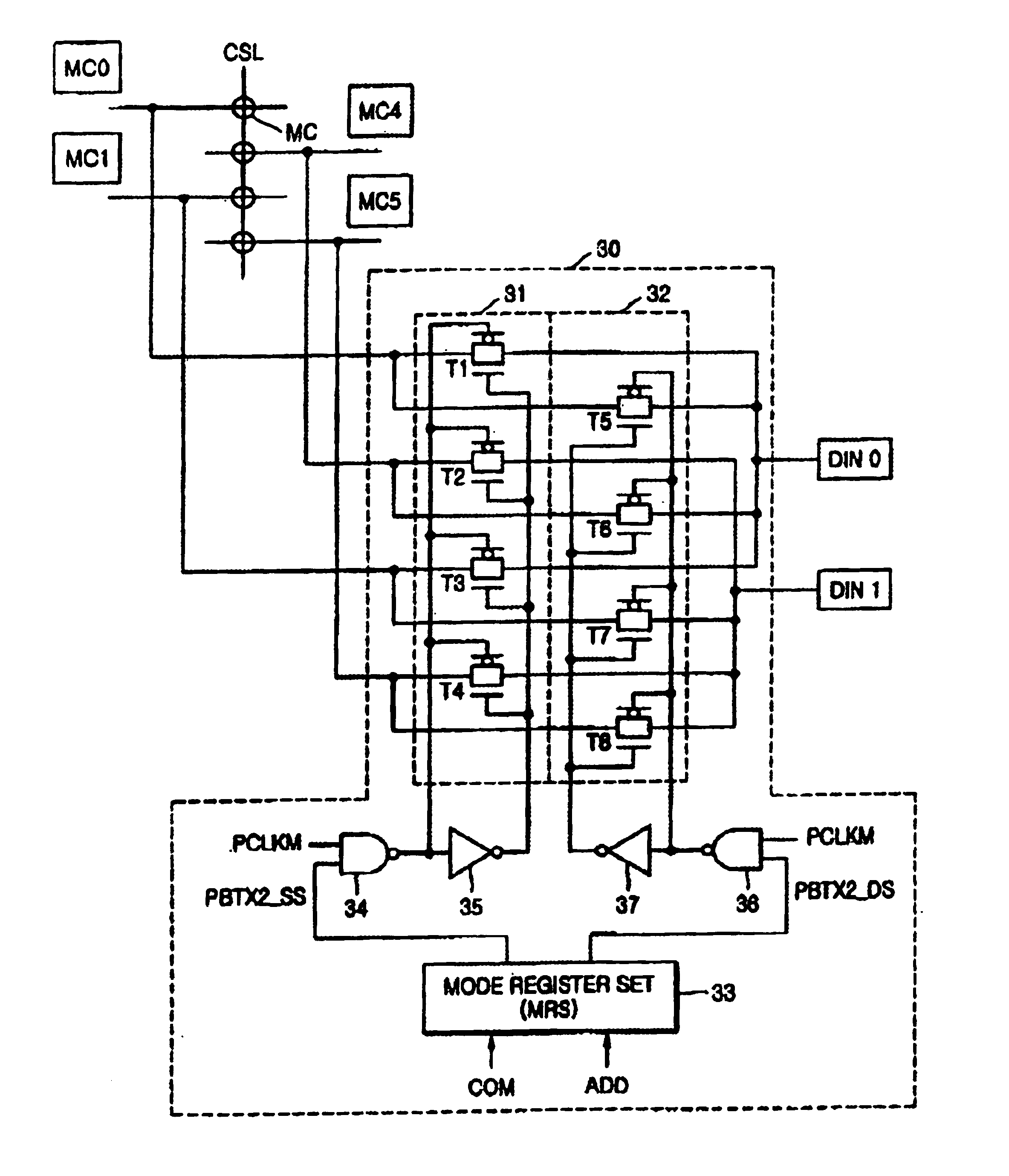 Circuit and method for transforming data input/output format in parallel bit test