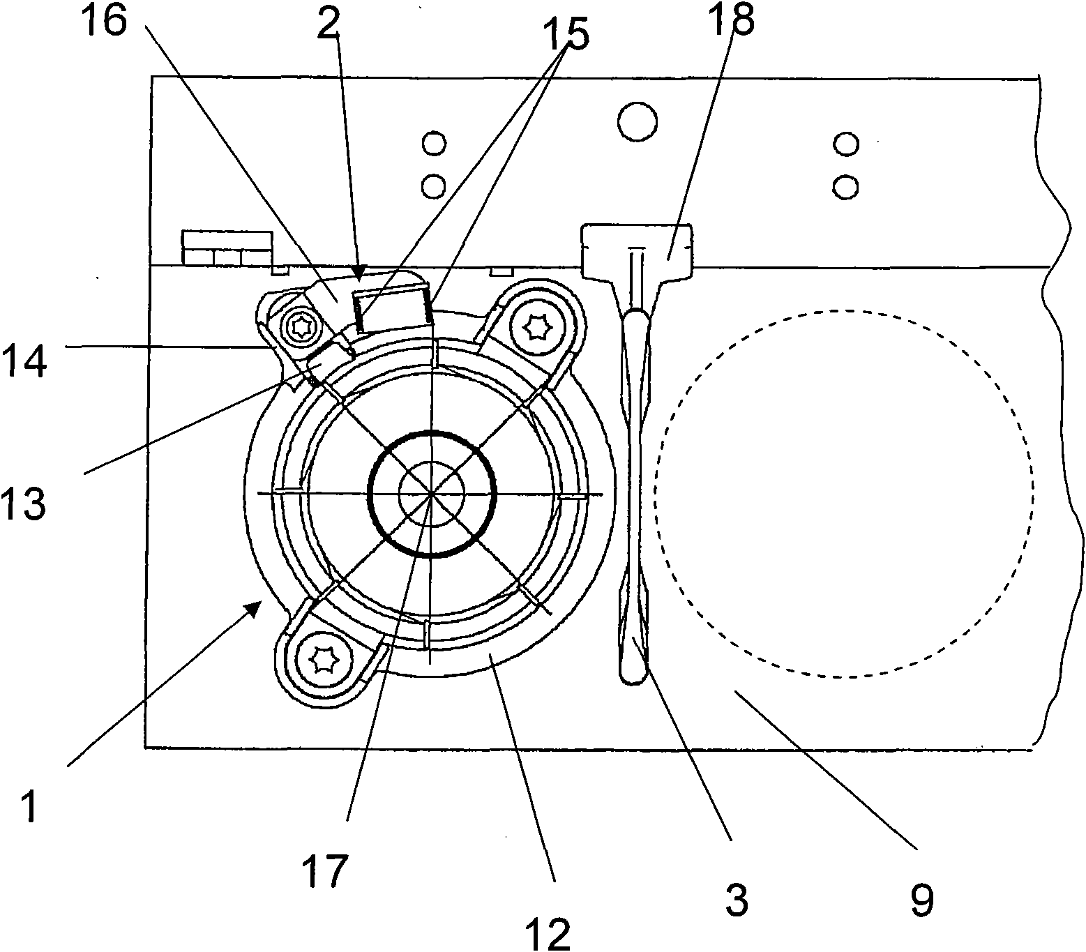 Device to protect edges from separators on a ring spinning machine and ring spinning machine