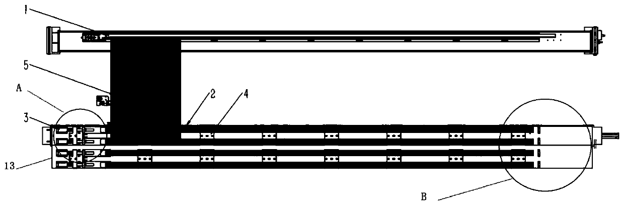 Adjustment mechanism and method for automatic adjustment of multilayer yarn screen edge layer difference