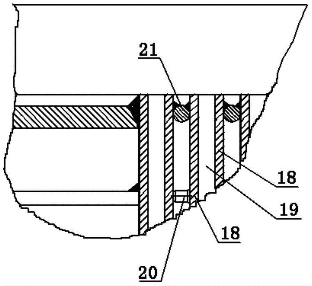 Negative-pressure ammonia distillation tower and ammonia distillation method