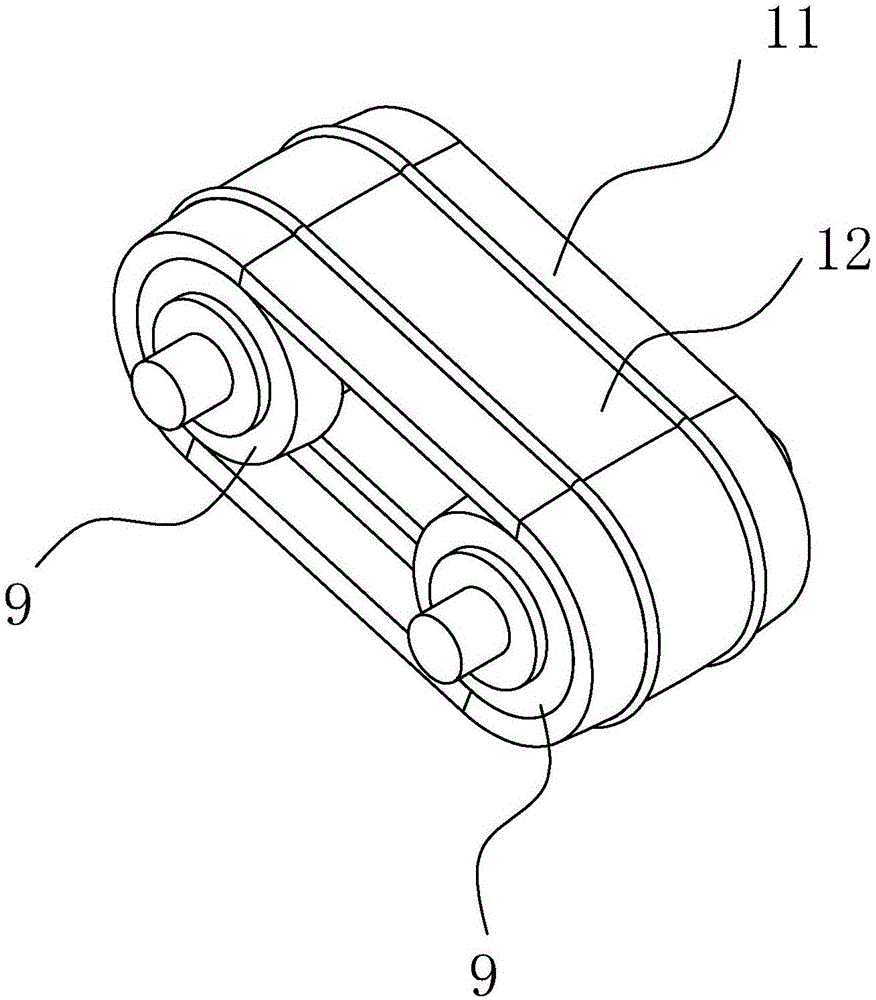 Vessel rust remover capable of moving in multiple directions