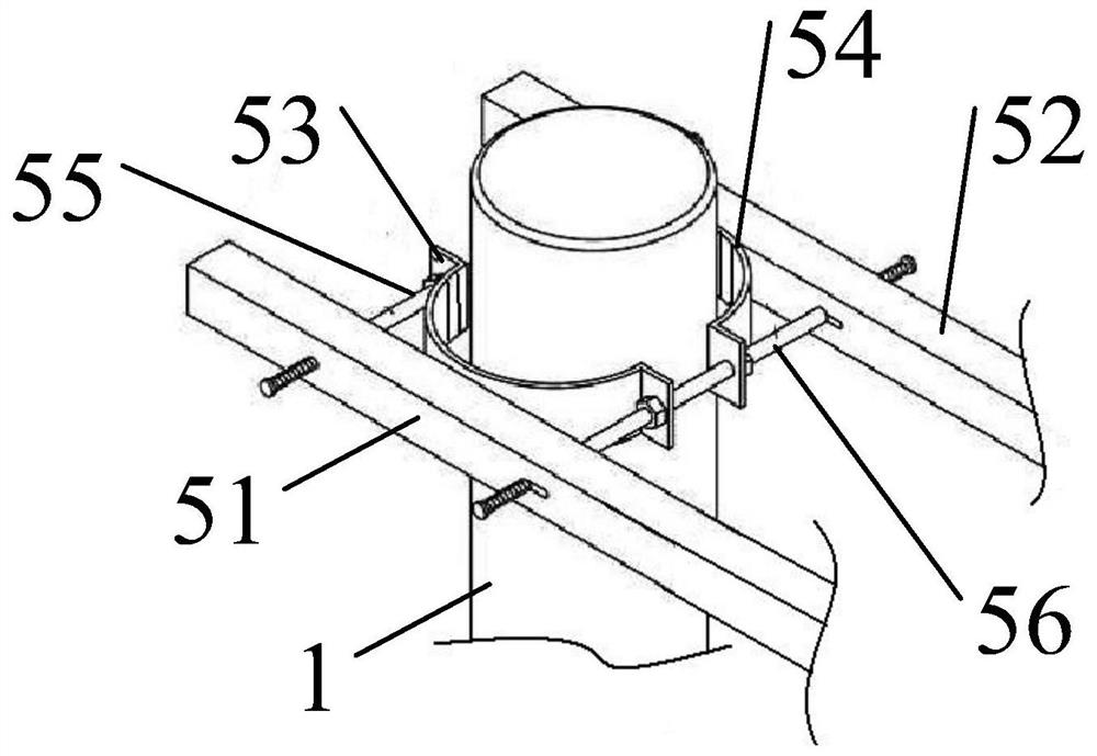 A cable support mechanism with a clamping device