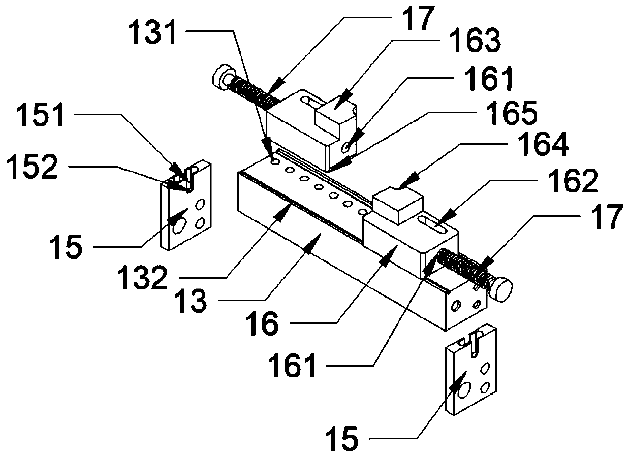 Battery corner seal positioning mechanism based on packaging equipment