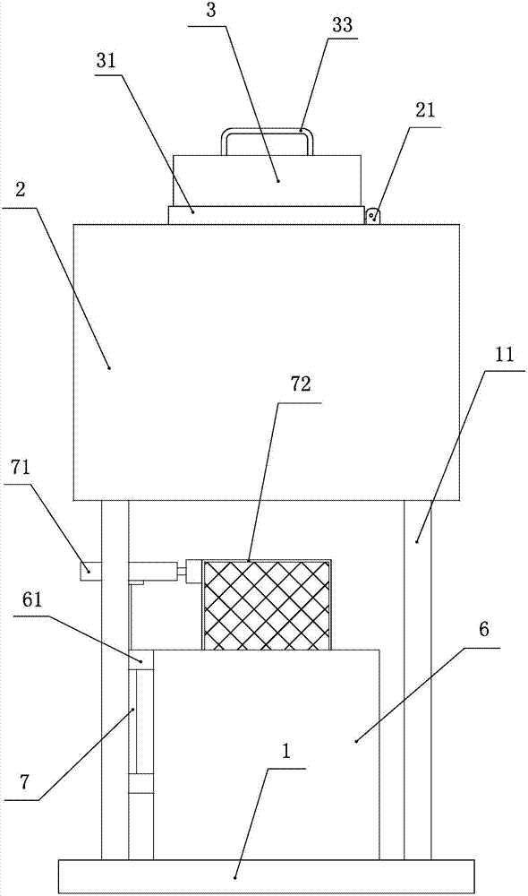 Cleaning machine for fragmenting cluster of fruit and processing method