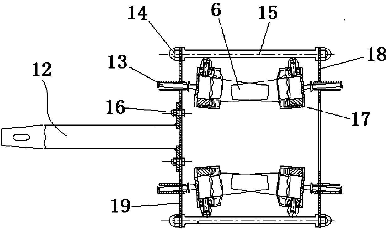 Turbine blade coating preparation device with double-side crossed clamping structure