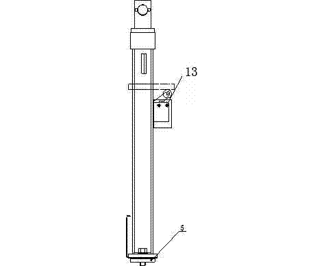 Telescopic guardrail for mounting