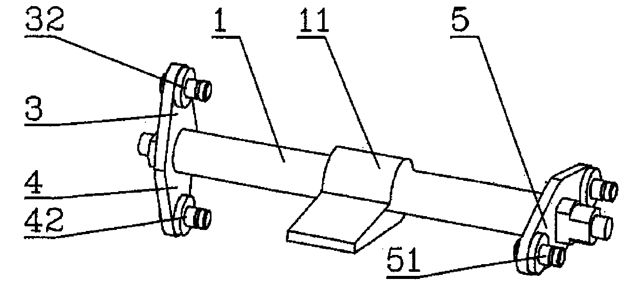 Tripping traction device for circuit breaker